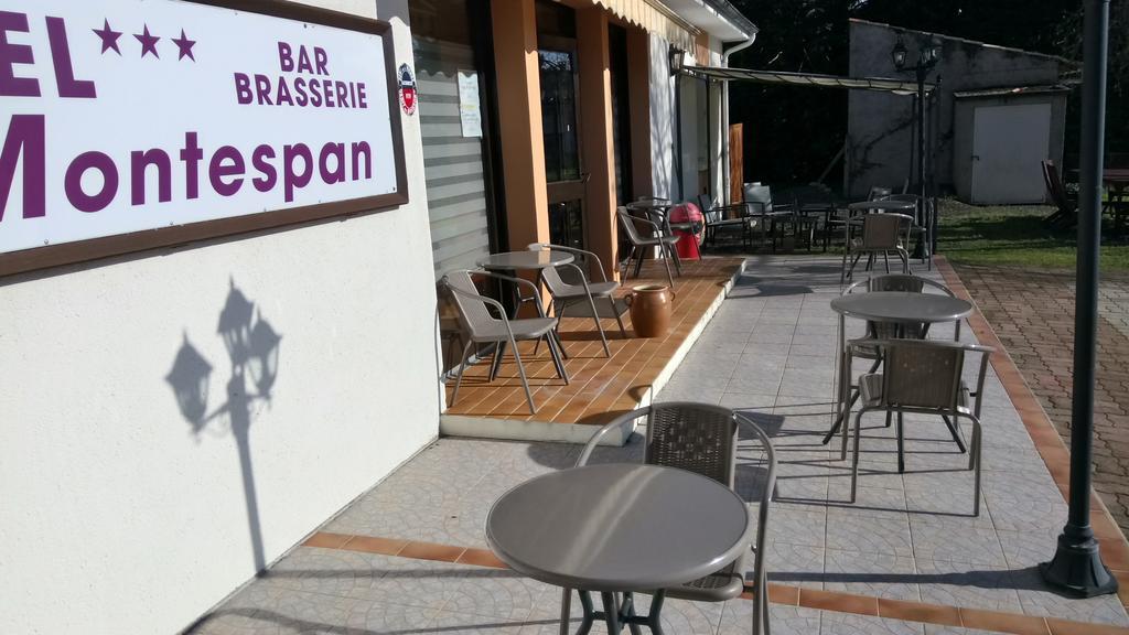 Hotel Montespan Lussac-les-Châteaux Esterno foto